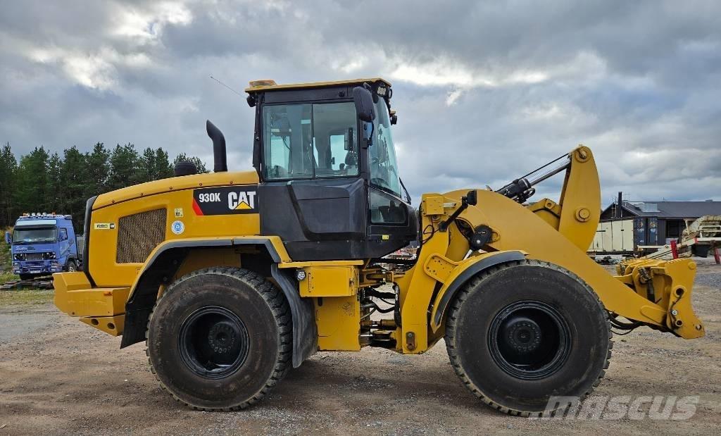 CAT 930 K Kolesni nakladalci