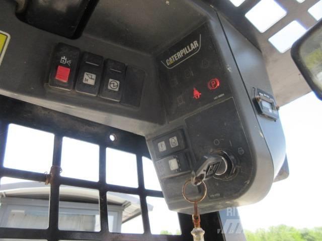 CAT 259 B 3 Mini nakladalci