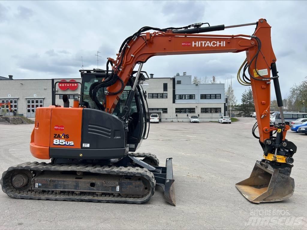 Hitachi ZX85U-6 Midi bagri 7t – 12t