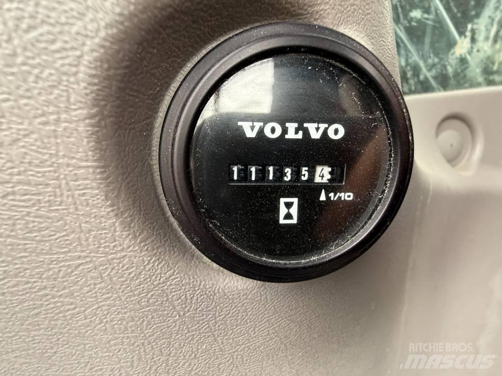 Volvo EC 750 Bagri goseničarji