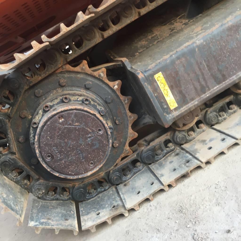 Hitachi ZX 70 Midi bagri 7t – 12t