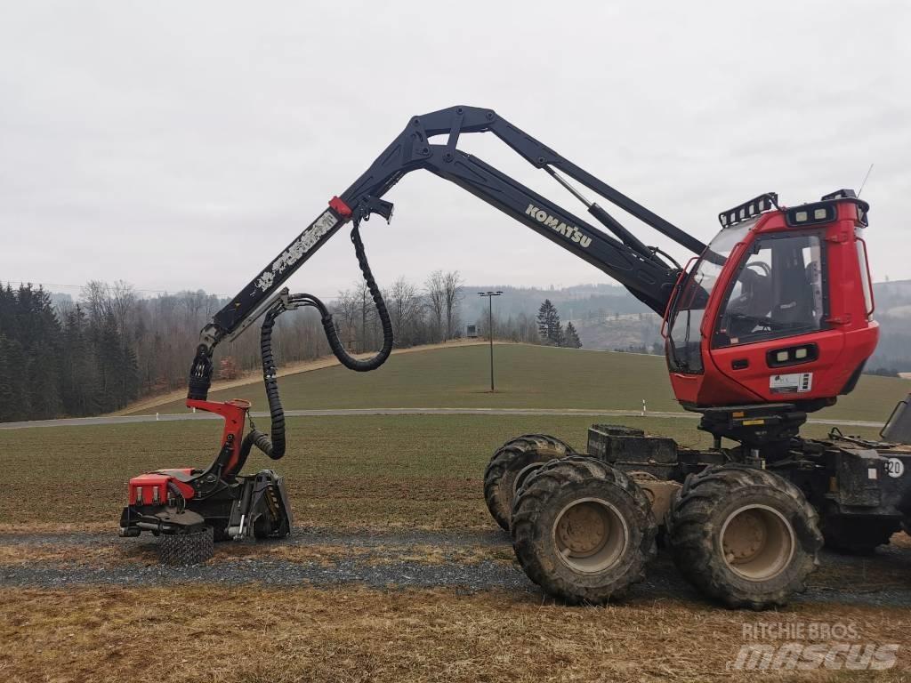 Komatsu 931 XC Harvesterji