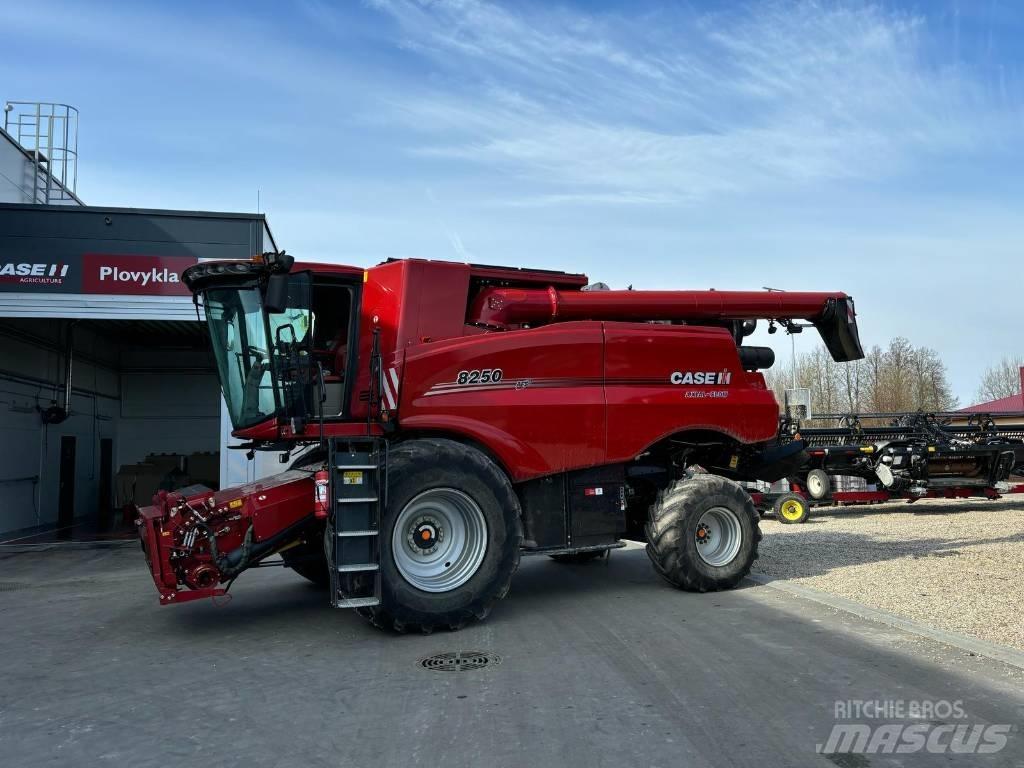 Case IH 8250 Kombajni