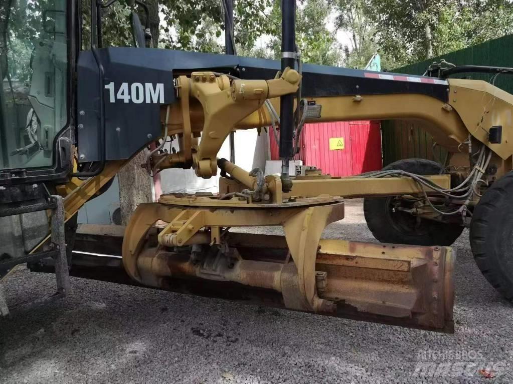 CAT 140 M Grederji
