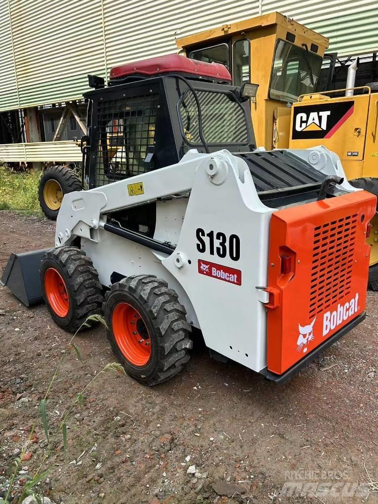 Bobcat S 130 Skid steer mini nakladalci