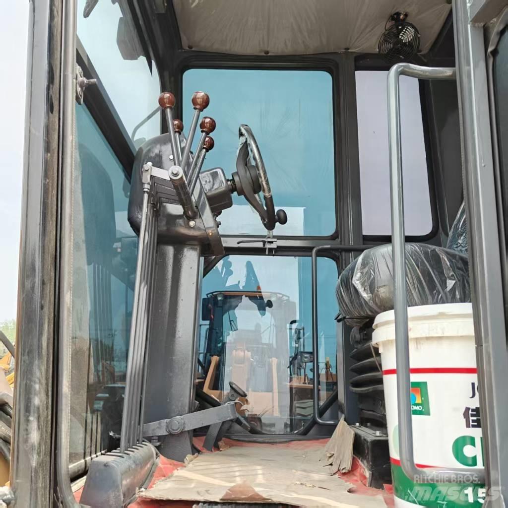 CAT 140 H Bagri goseničarji