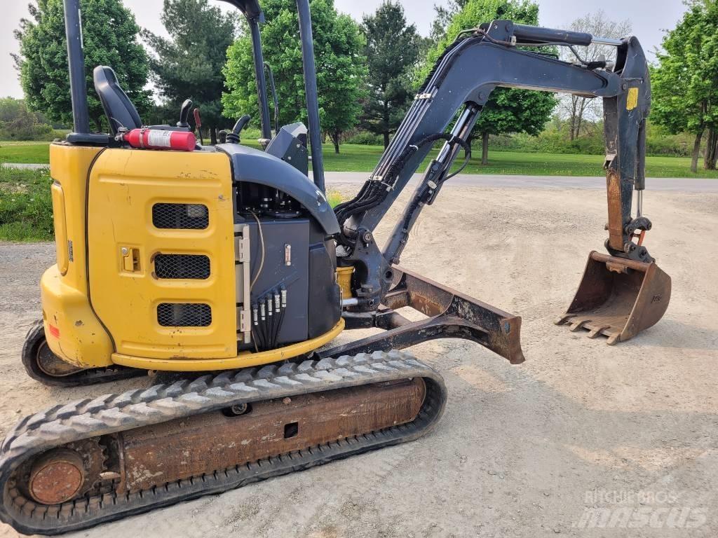 DEERE 35G Mini bagri <7t
