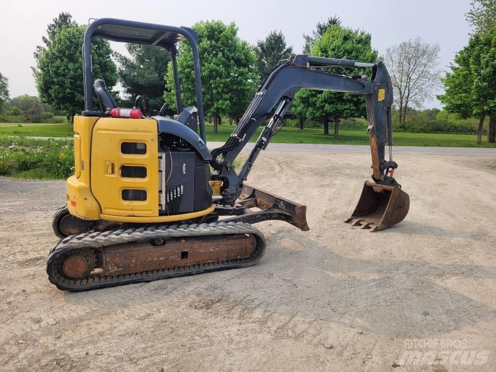 DEERE 35G Mini bagri <7t
