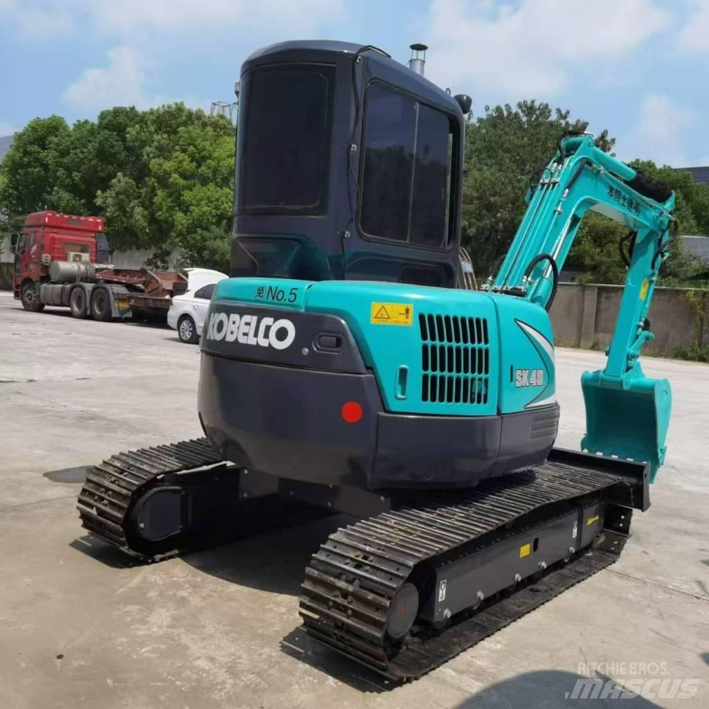 Kobelco SK 40 Mini bagri <7t