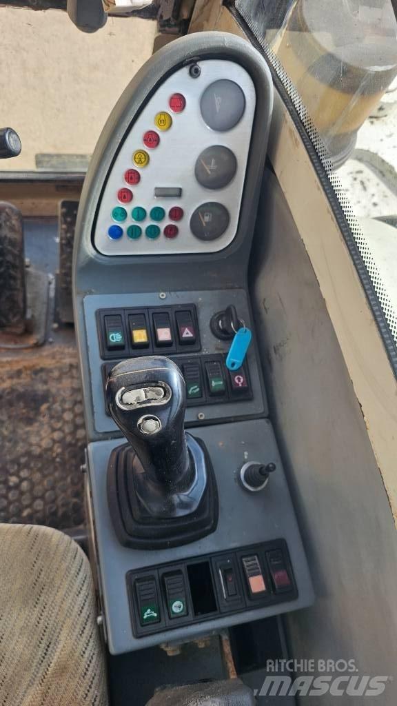 Terex HML 32 Bagri na kolesih