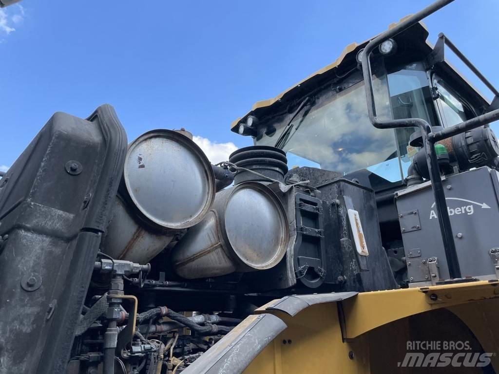 CAT 966MXE Kolesni nakladalci