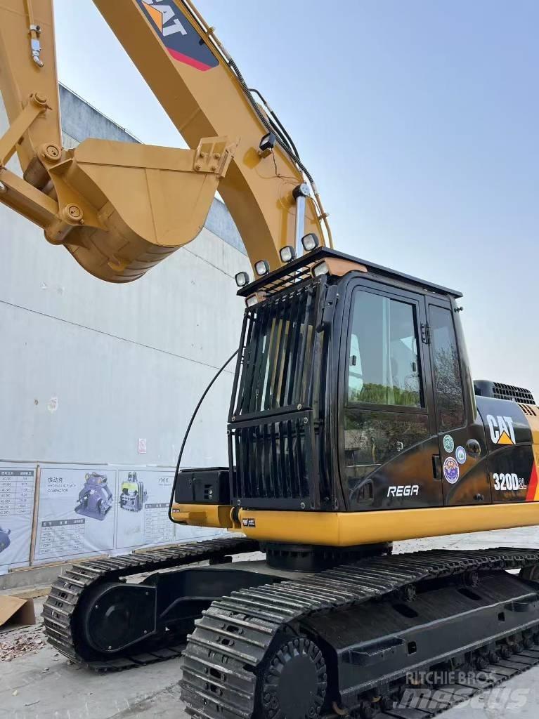 CATERPILLR 320d2 Midi bagri 7t – 12t