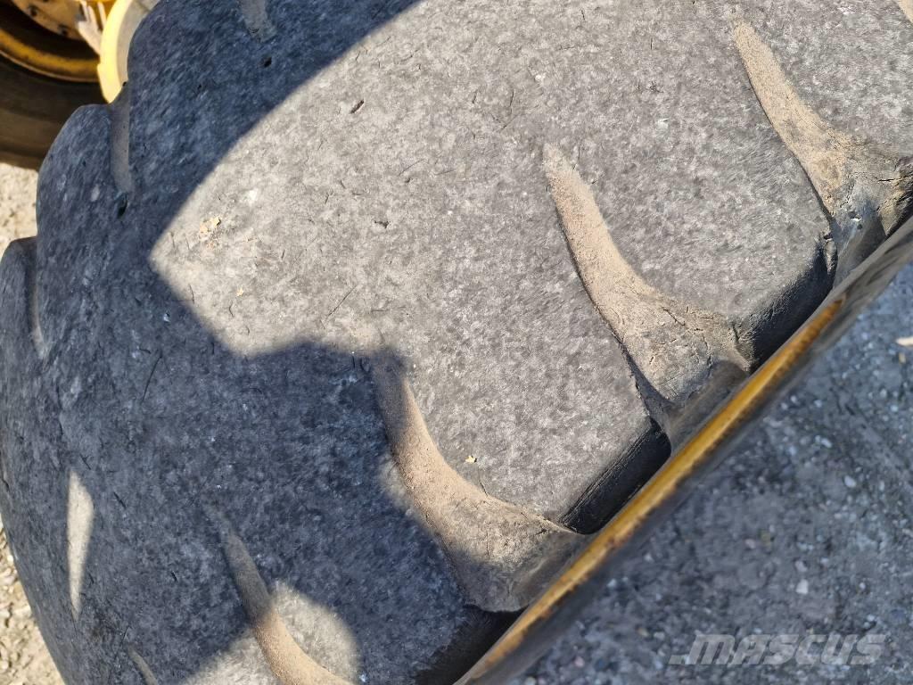 Volvo L 70 E Kolesni nakladalci