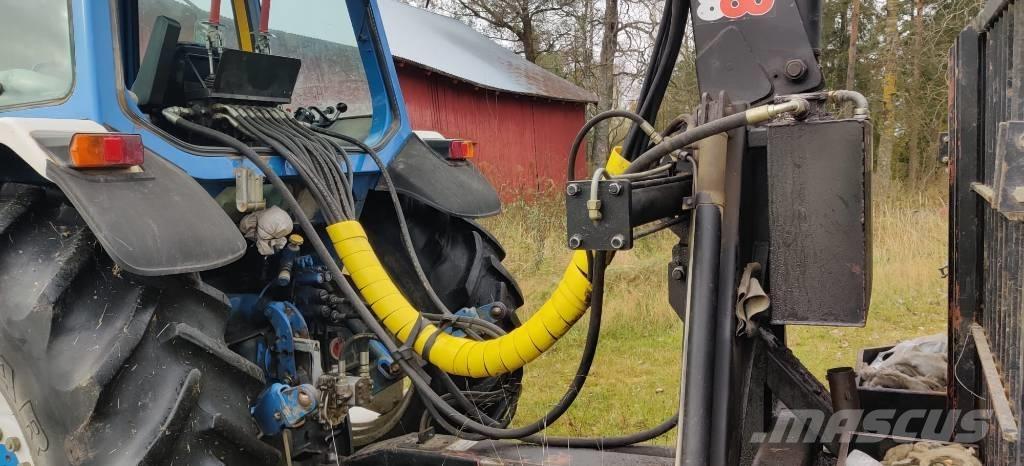 Patruuna 860 Žerjavi (dvigala) in nakladalci