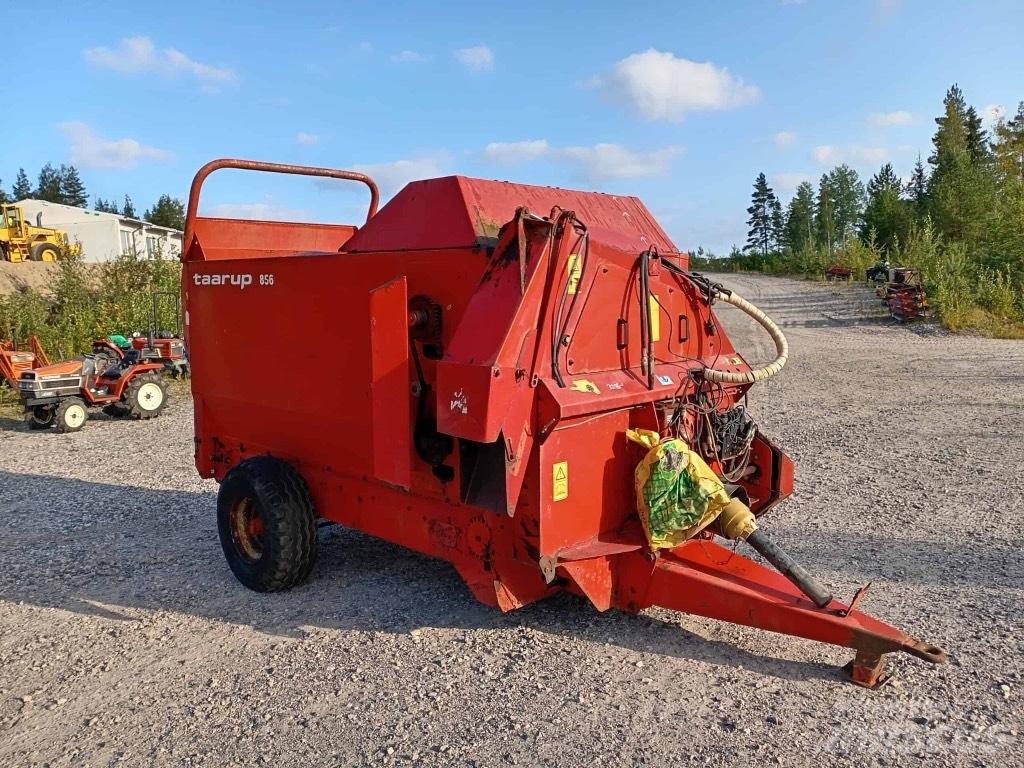 Kverneland 856 Rezač za bale, oprema za rezanje in odvijanje bal
