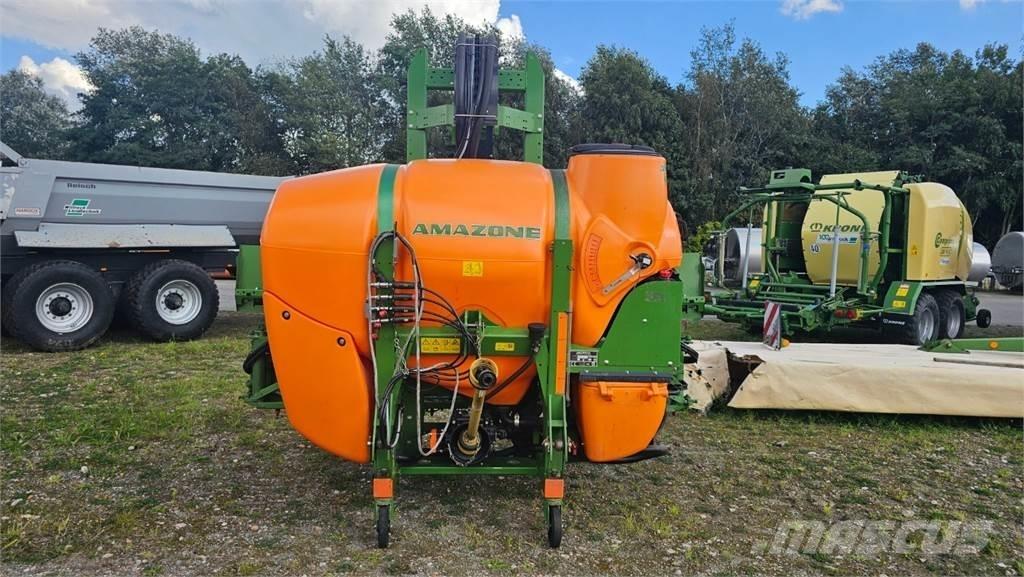 Amazone UF 901 Vlečne škropilnice