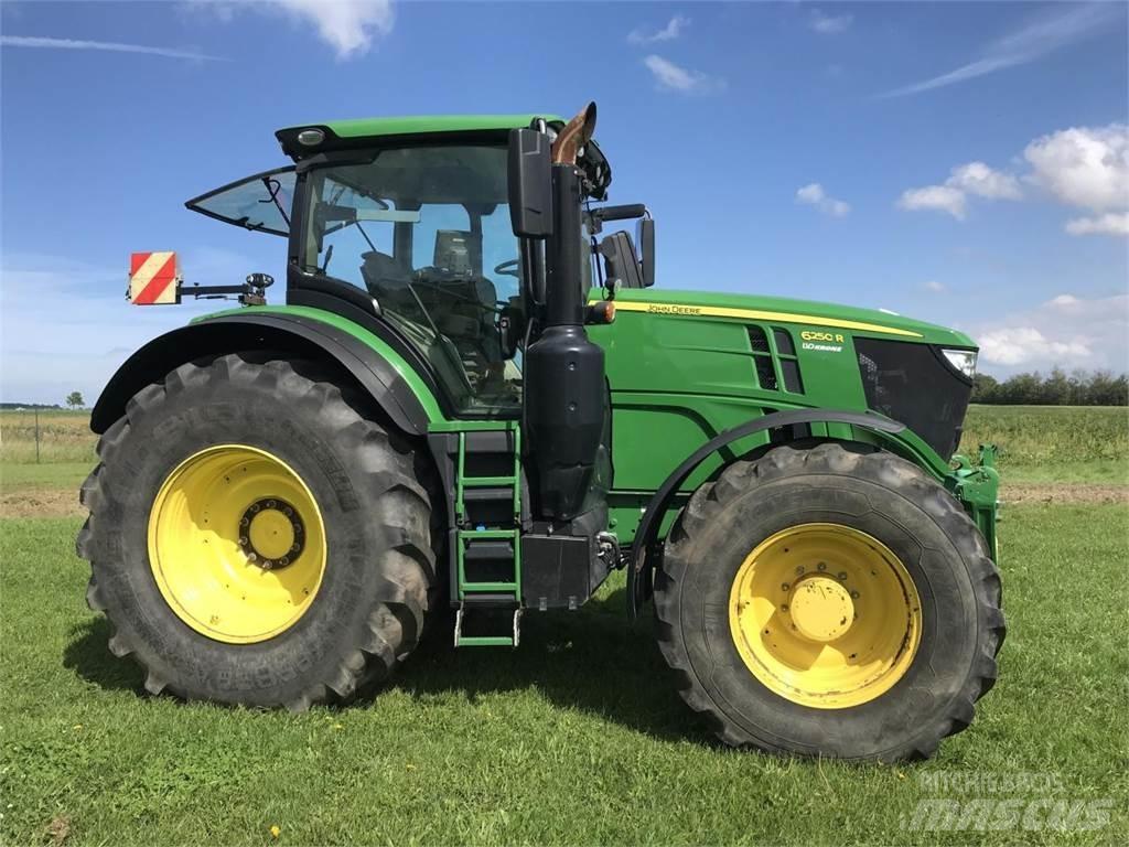 John Deere 6250R Traktorji