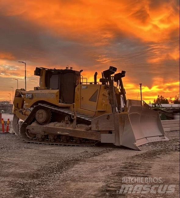 CAT D 8 T Buldožerji goseničarji