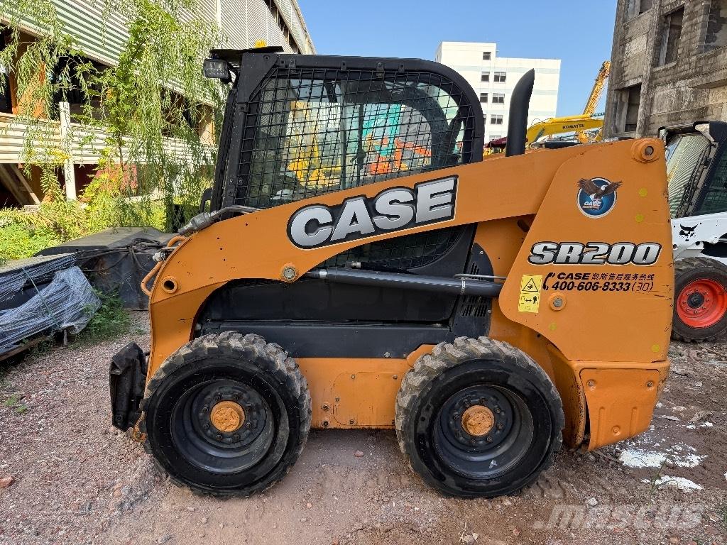 CASE SR 200 Skid steer mini nakladalci