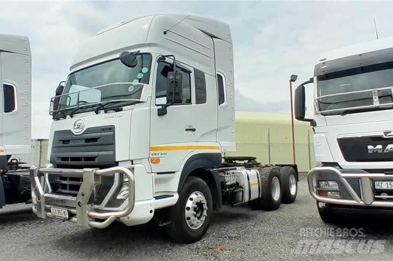 UD Quester GWE440 Drugi tovornjaki