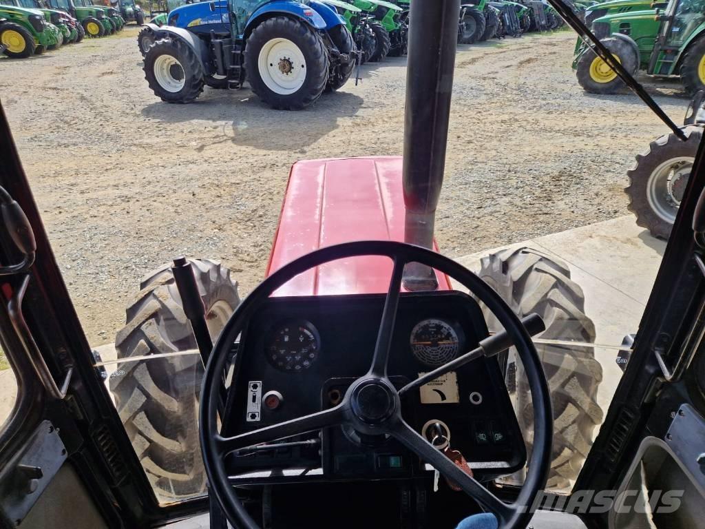 Case IH 856 XL Traktorji