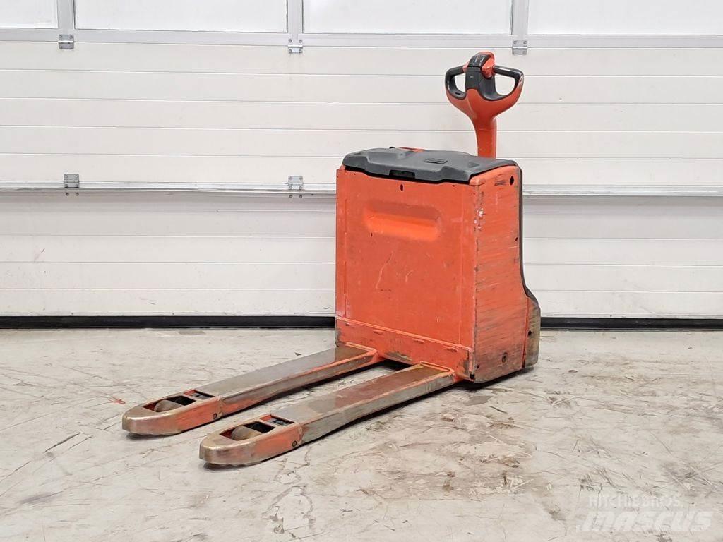 Linde T16 Električni nizko dvižni viličar
