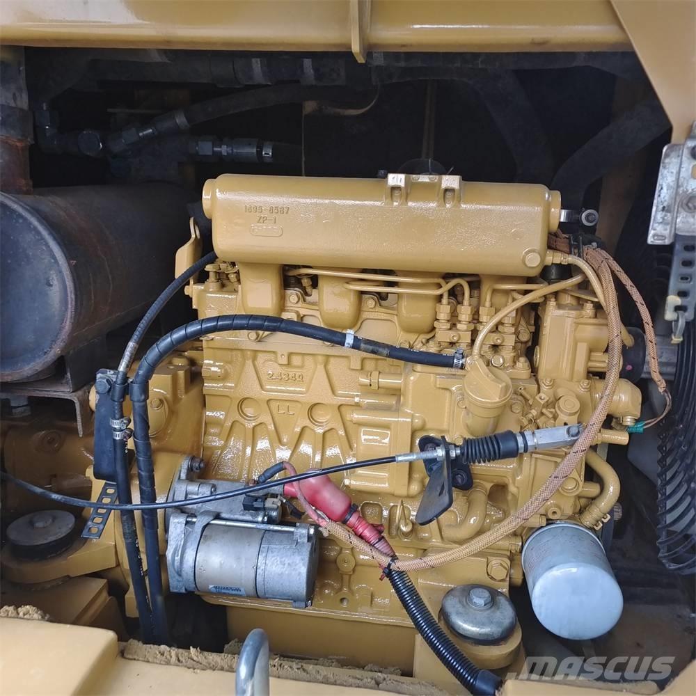 CAT 306 Mini bagri <7t