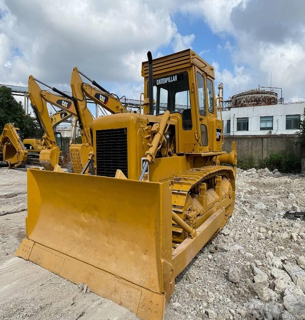 CAT D 6 D Buldožerji goseničarji