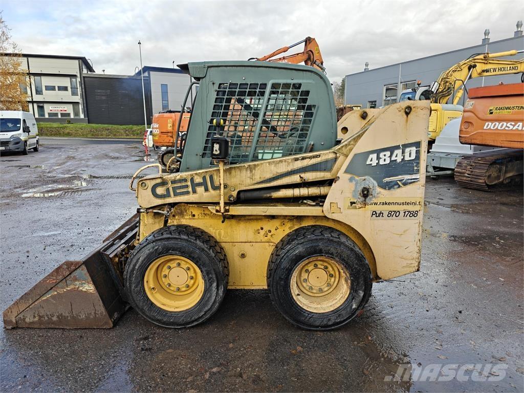 Gehl 4840 Skid steer mini nakladalci