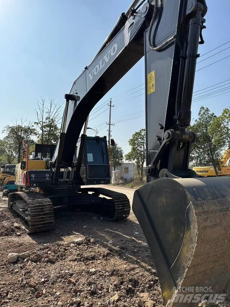 Volvo EC290 Bagri goseničarji