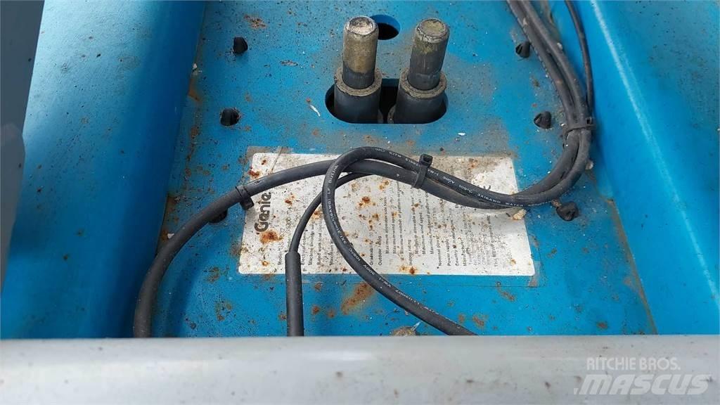 Genie GS1532 Škarjaste dvižne ploščadi