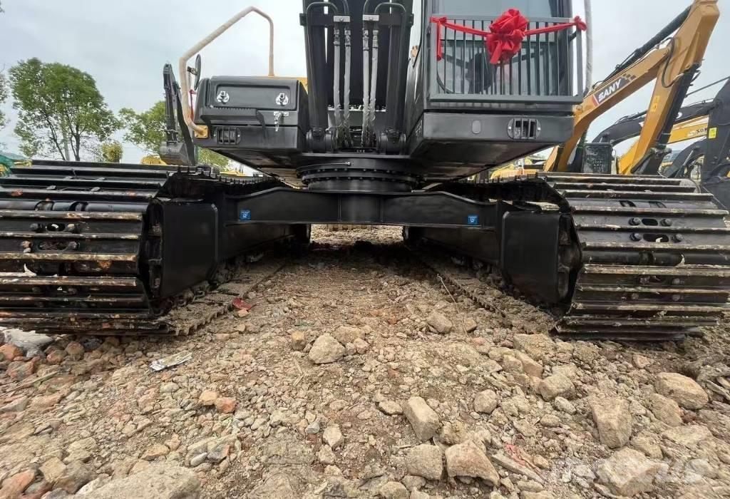 Volvo EC 210 Bagri goseničarji