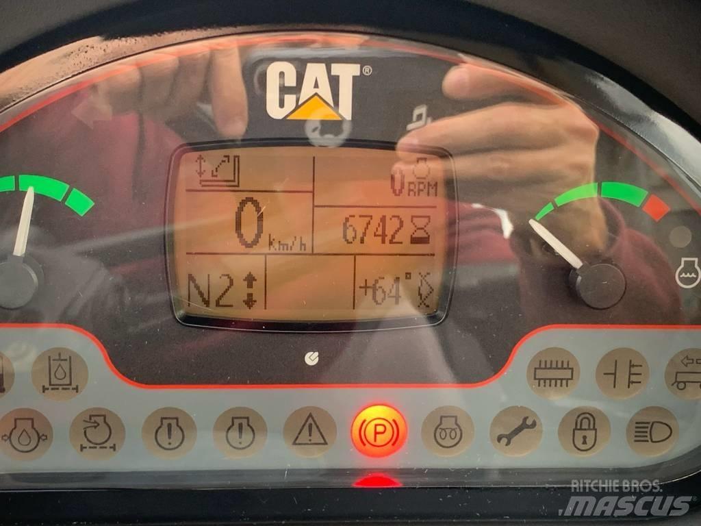CAT TH 337C Kmetijski teleskopski nakladalci