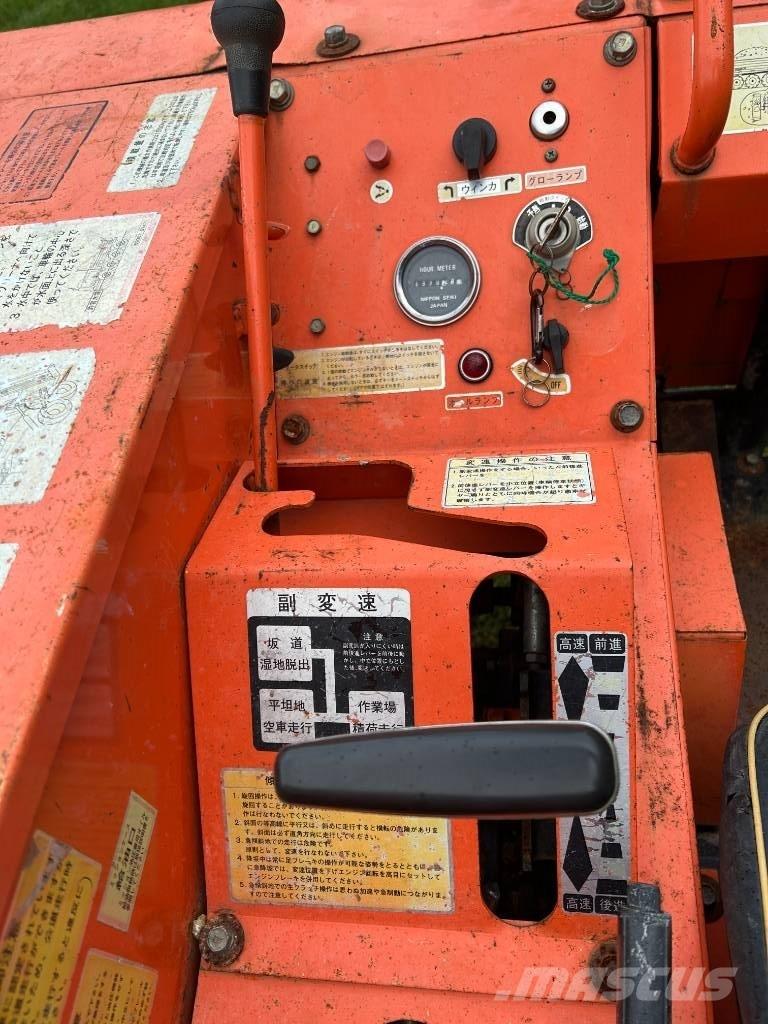 Hitachi CW M 15 Demperji goseničarji