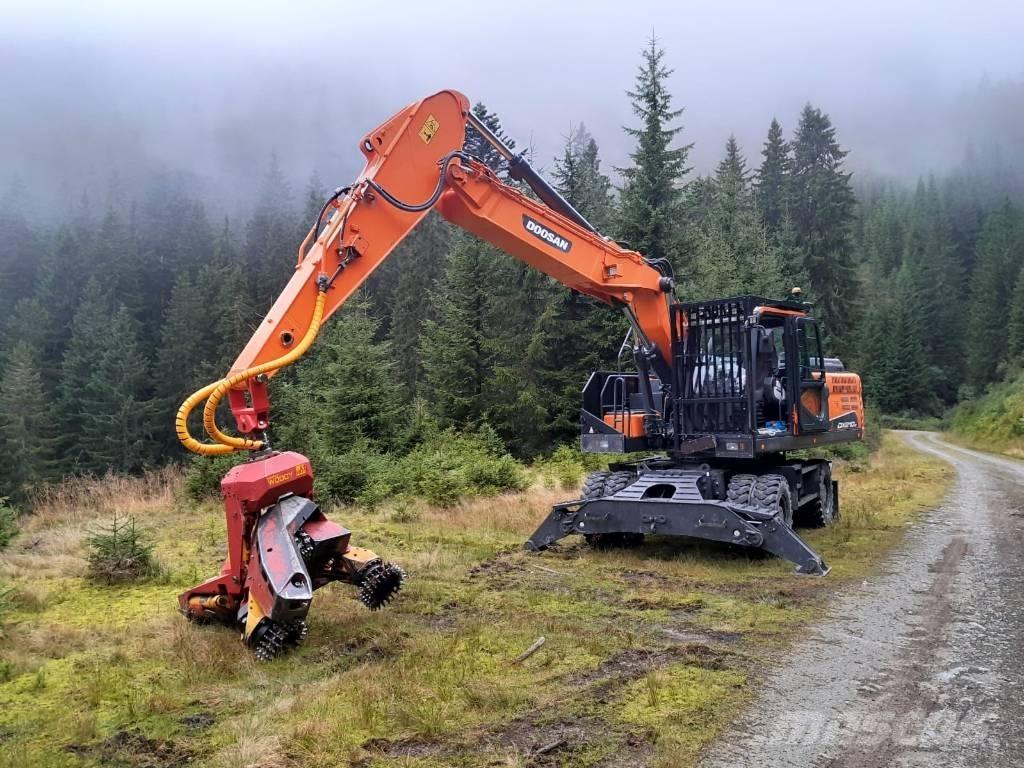 Doosan DX 210 W Bagri