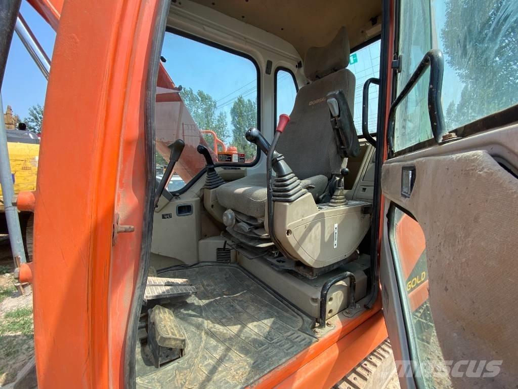Doosan DH80 Bagri goseničarji
