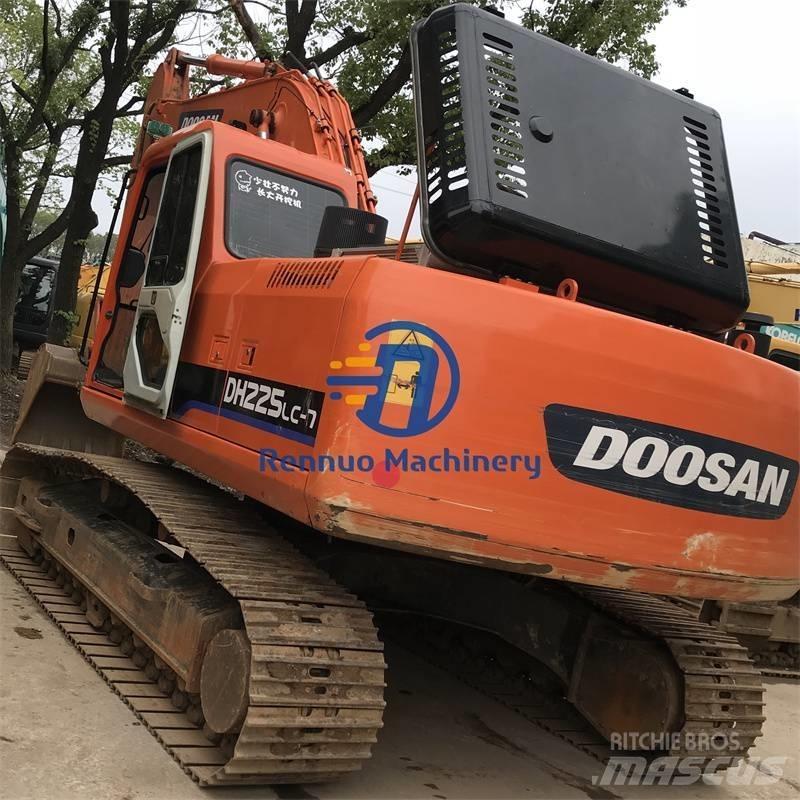 Doosan DH225LC-7 Bagri goseničarji