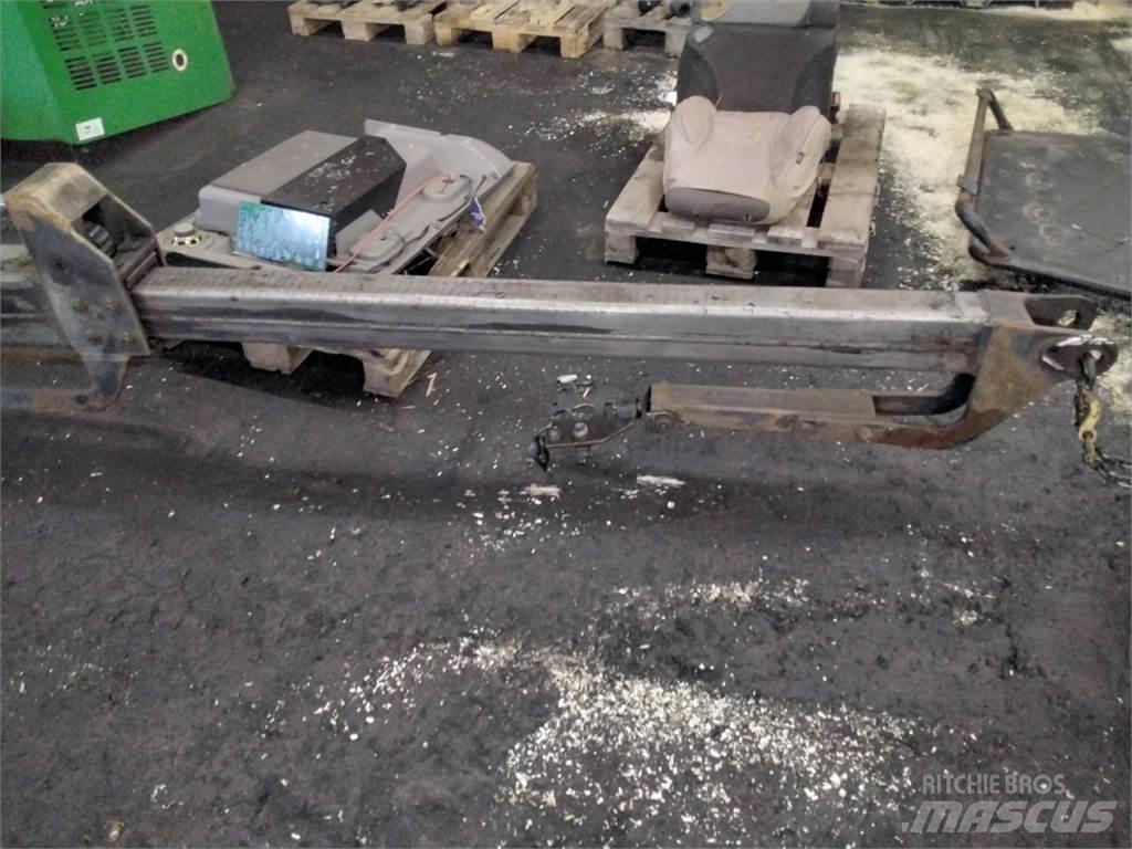 Loglift 180 Dvigala za gozdne kombajne