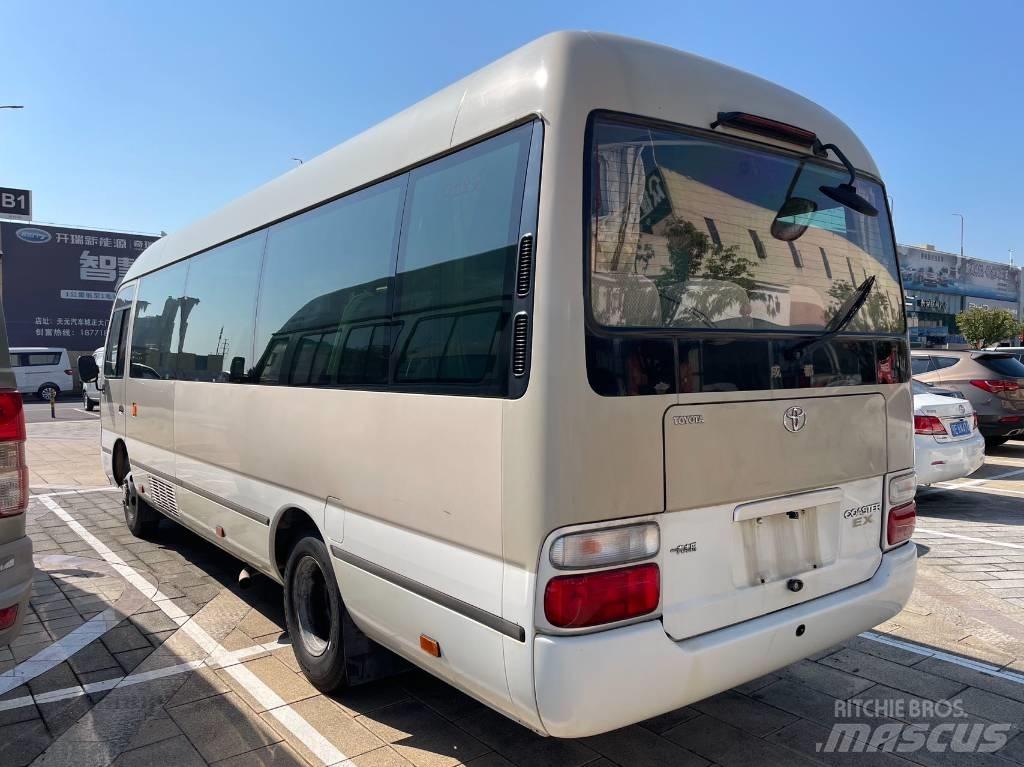Toyota Coaster Bus Mini avtobusi