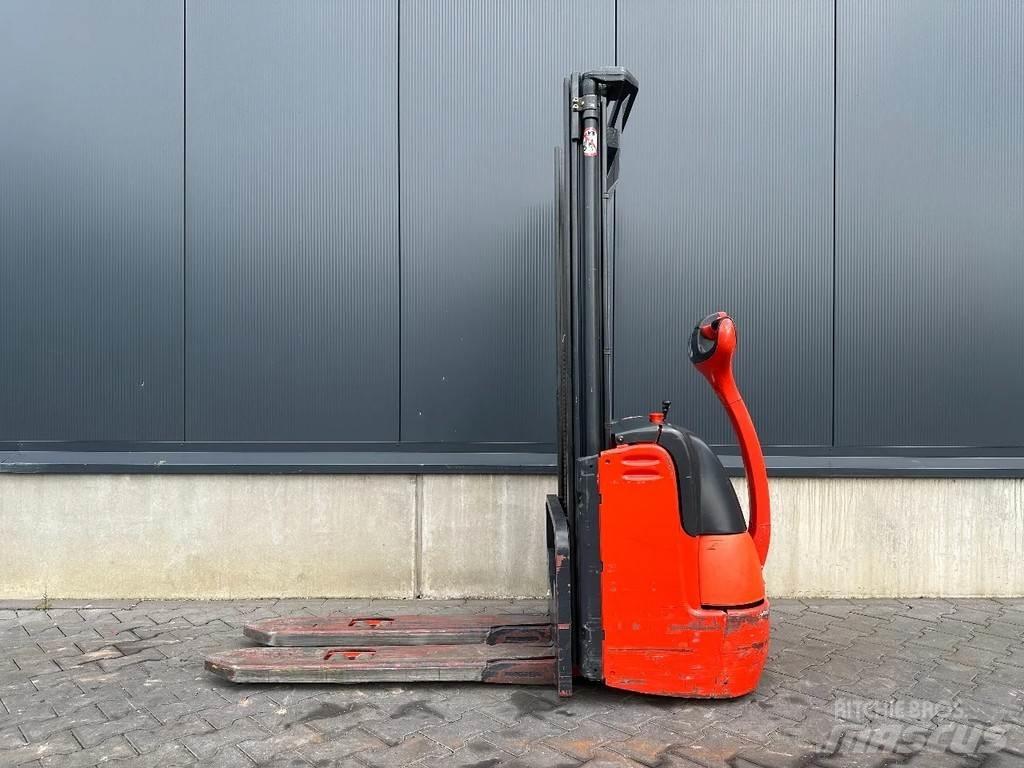 Linde L12 Ročni električni viličar