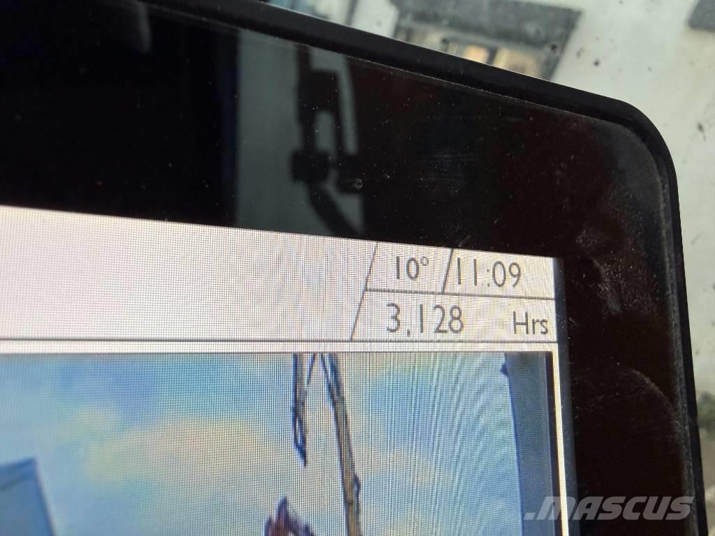 JCB JS 220 XL Bagri goseničarji