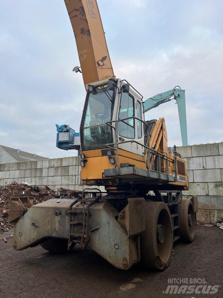 Liebherr A 954 B HD Bagri za prekladanje primarnih/sekundarnih surovin
