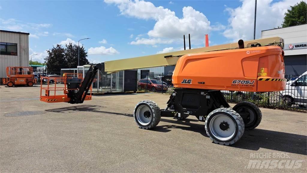 JLG 670SJ Teleskopske dvižne ploščadi
