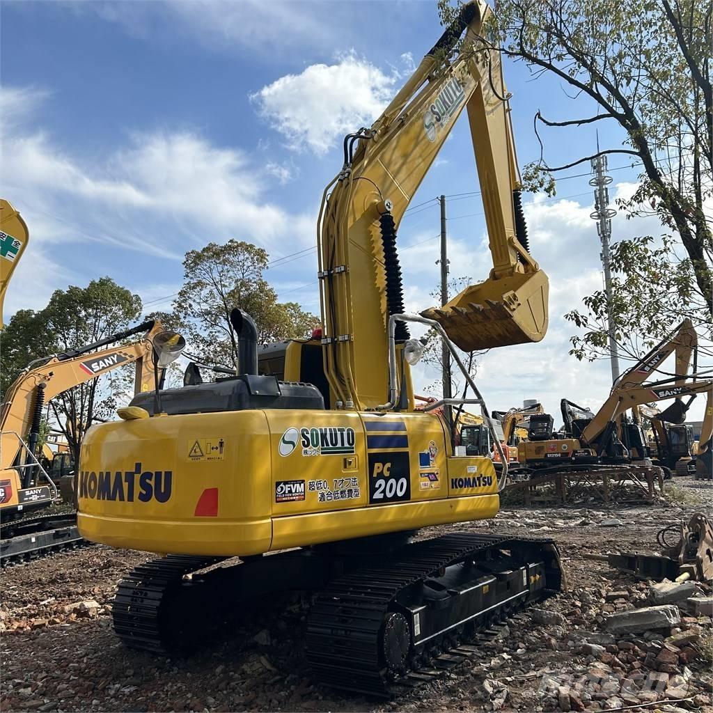 Komatsu PC200-8MO Bagri goseničarji