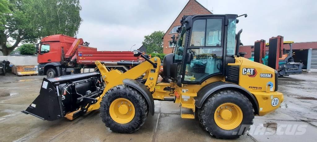 CAT 908M Kolesni nakladalci