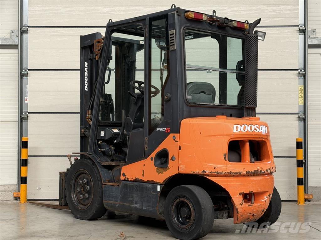 Doosan D20S-5 Dizelski viličarji