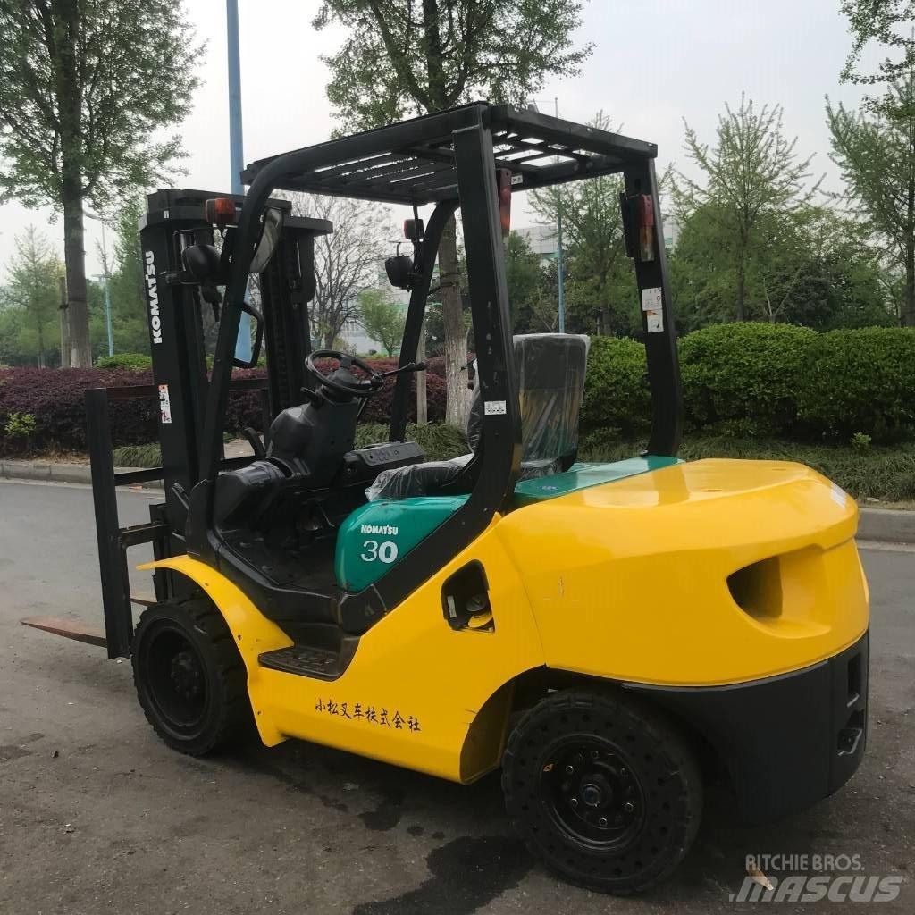 Komatsu 30 Dizelski viličarji