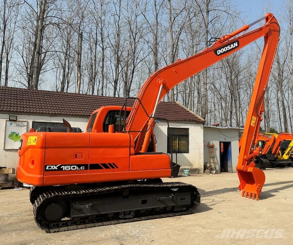 Doosan DX160LC Bagri goseničarji