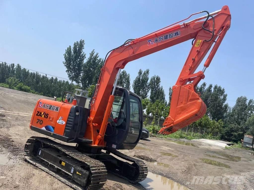 Hitachi ZX70 Bagri goseničarji