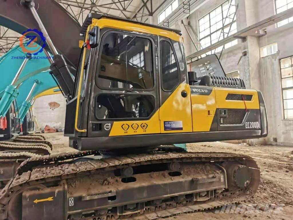 Volvo EC 200 Bagri goseničarji